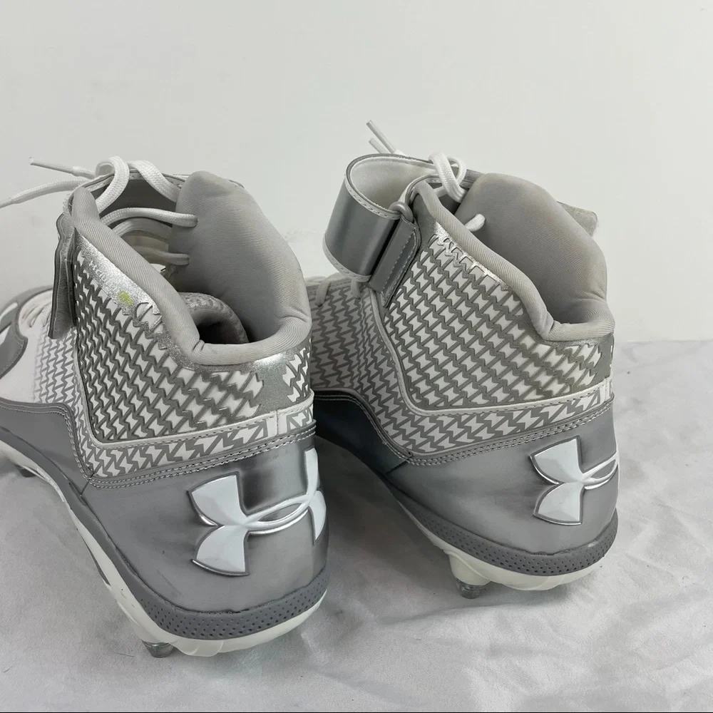 Under Armour Clutch Fit White Silver Cleats